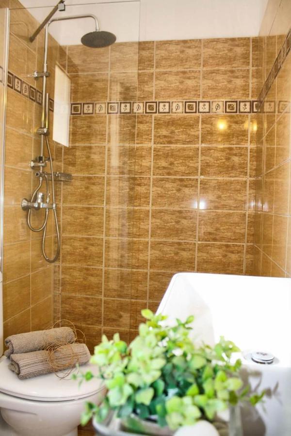 Traditional Villa Mandola Livathos  ภายนอก รูปภาพ