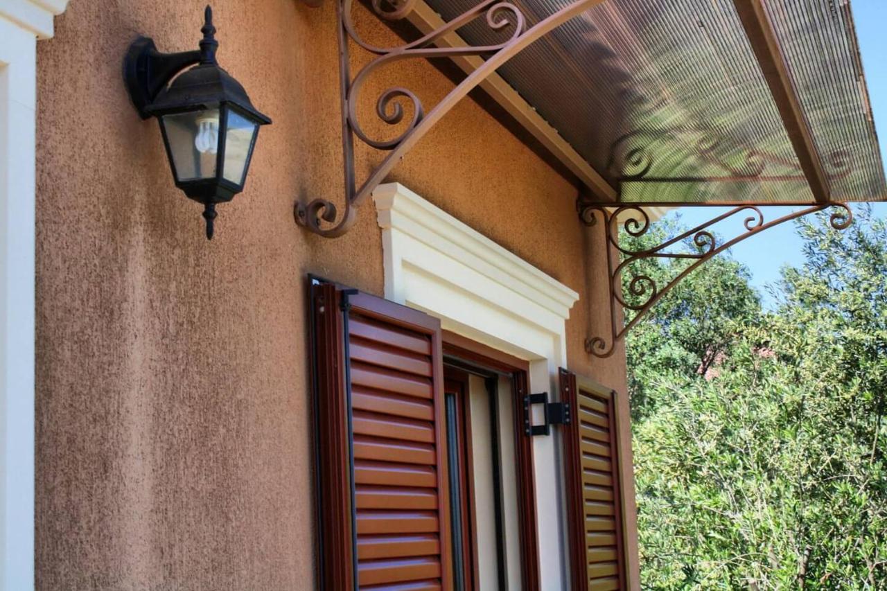 Traditional Villa Mandola Livathos  ภายนอก รูปภาพ