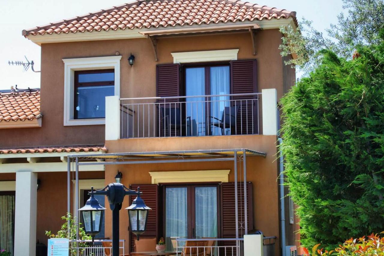 Traditional Villa Mandola Livathos  ภายนอก รูปภาพ